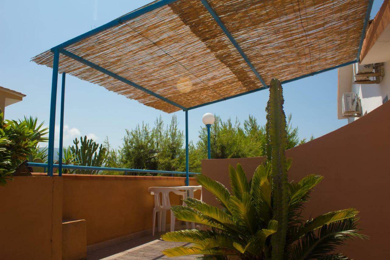 Residence Esmeraldo Capo Vaticano Buitenkant foto